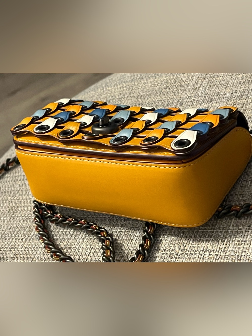 Coach 1941 Link Dinky Kisslock colorful eyelet crossbody gunmetal chain NWOT - Picture 9 of 16